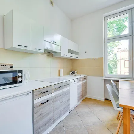 公寓 Wooden By Oneapartments