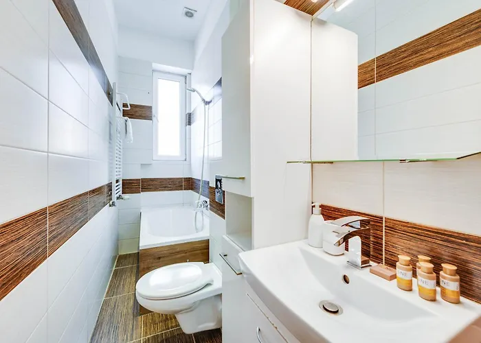 Wooden By Oneapartments * 索波特